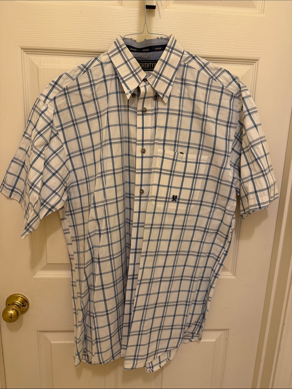 Twenty Men’s Short-Sleeve White and Blue Plaid Button-Down Shirt